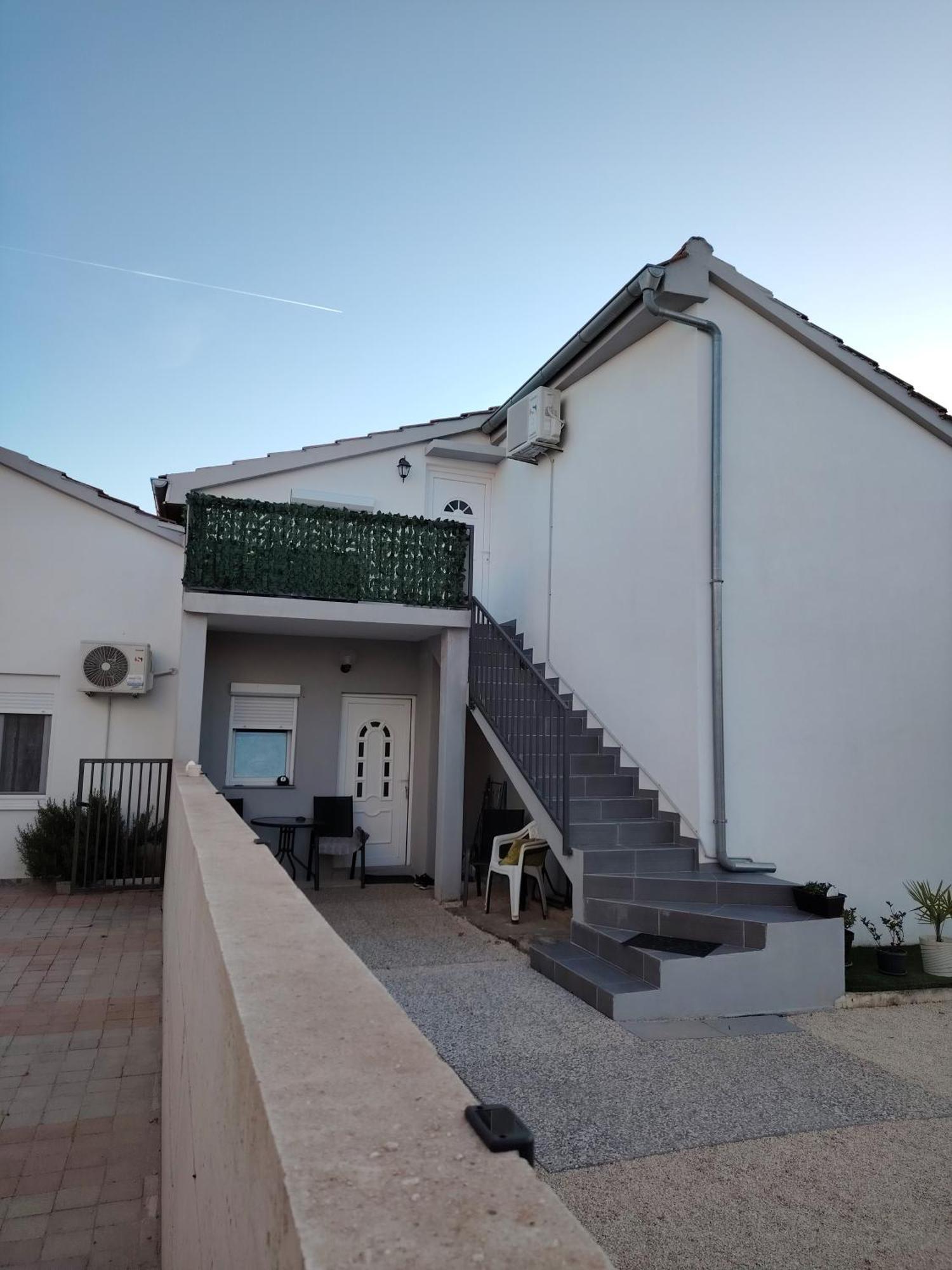 Apartman Enia Murvica  外观 照片
